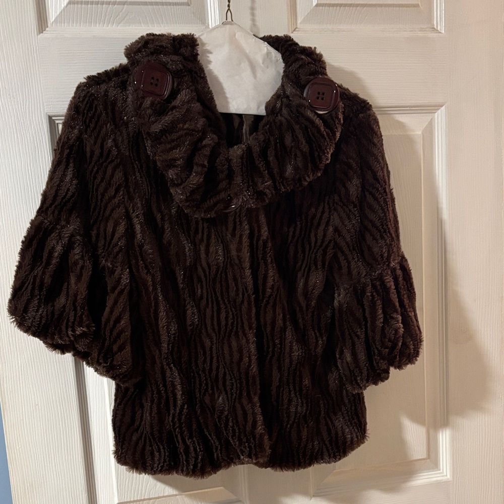 Vintage Solitaire Dark Brown Faux Fur Jacket with Textured Pattern Snap Front M